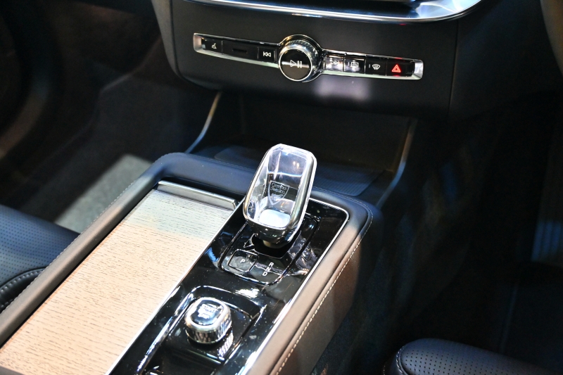 Volvo XC90 T8 PHEV Bright 2025 (Minorchange)