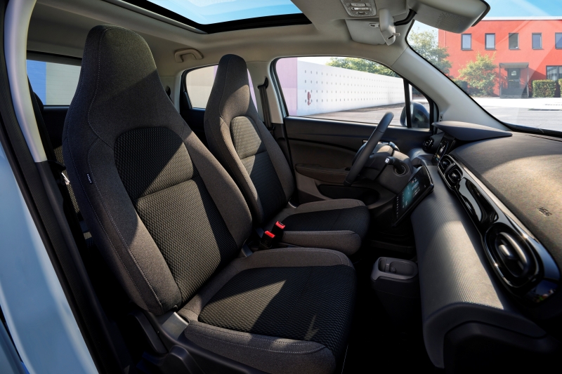 Leapmotor B01 / B10 เปิดตัวทางการที่งาน Auto Shanghai 2025