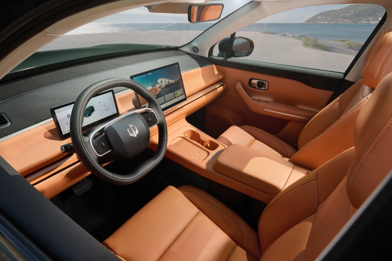 Leapmotor B01 / B10 เปิดตัวทางการที่งาน Auto Shanghai 2025