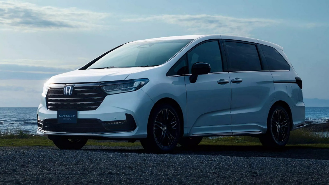 HONDA Odyssey e:HEV 2026