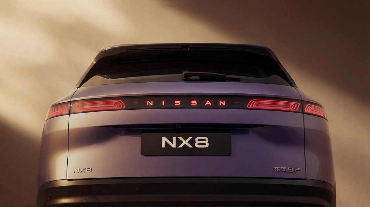 Nissan NX8