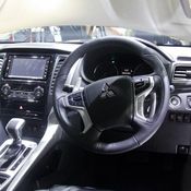 Mitsubishi Pajero Sport 2015