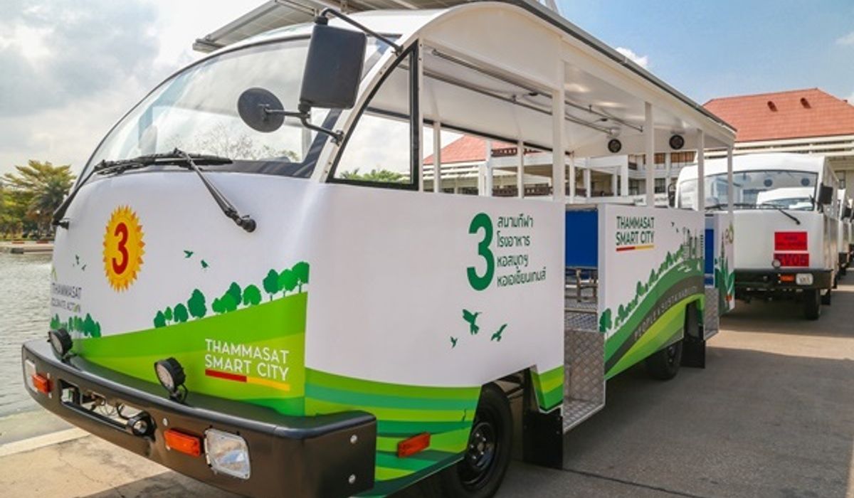 หัวใส! มธ.แก้ปัญหานศ.ใช้รถส่วนตัวด้วย “รถไฟฟ้า” ที่แรกของมหาวิทยาลัยไทย