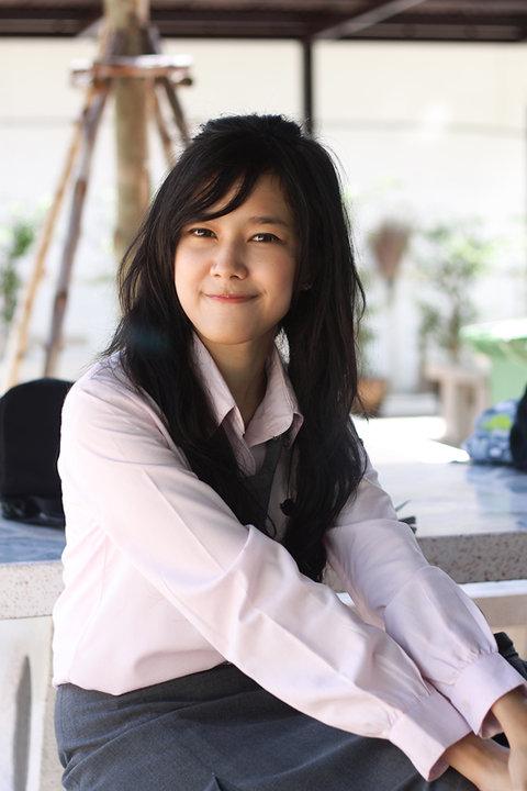 แนท ณัฐชา นวลแจ่ม