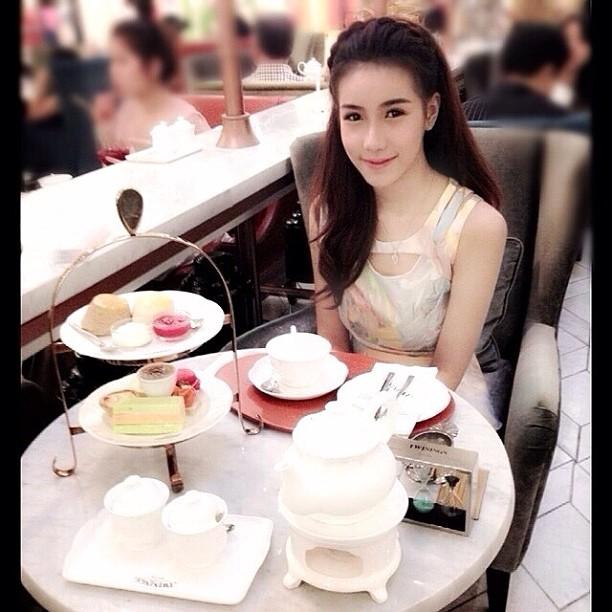 เทวี ฤาชนก มีแสง