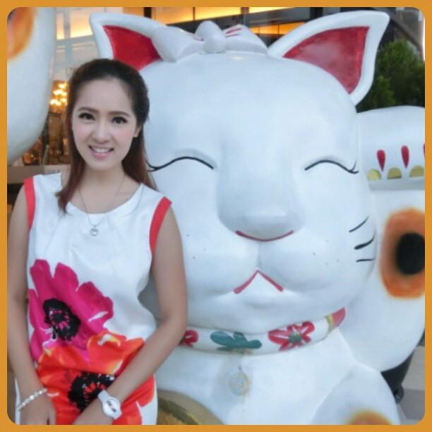 เมจิ คัดกิ่งรักส์