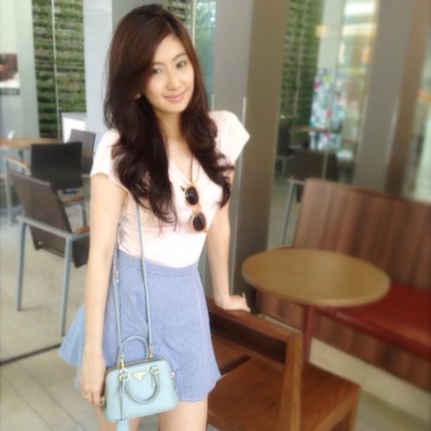 เมย์ สิรินทร์