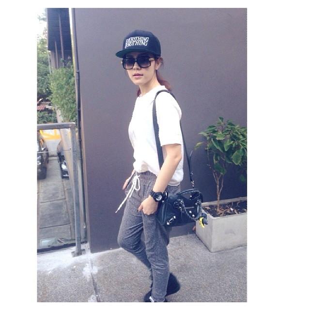 ลูกจ๋า แฟนดีเจเผือก