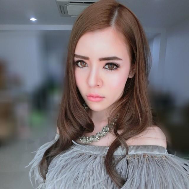 แม่ค้าน่ารัก