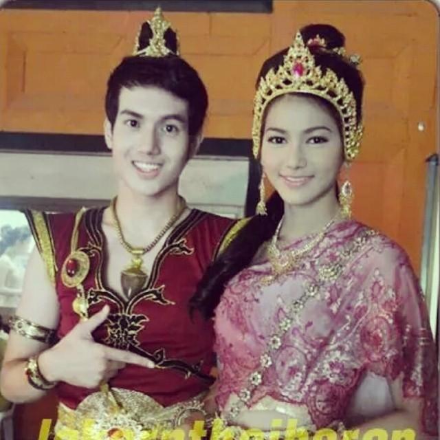 เพชร นพรัตน์ 