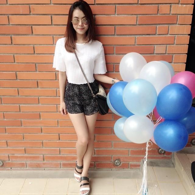 น้องสาว ออม สุชาร์