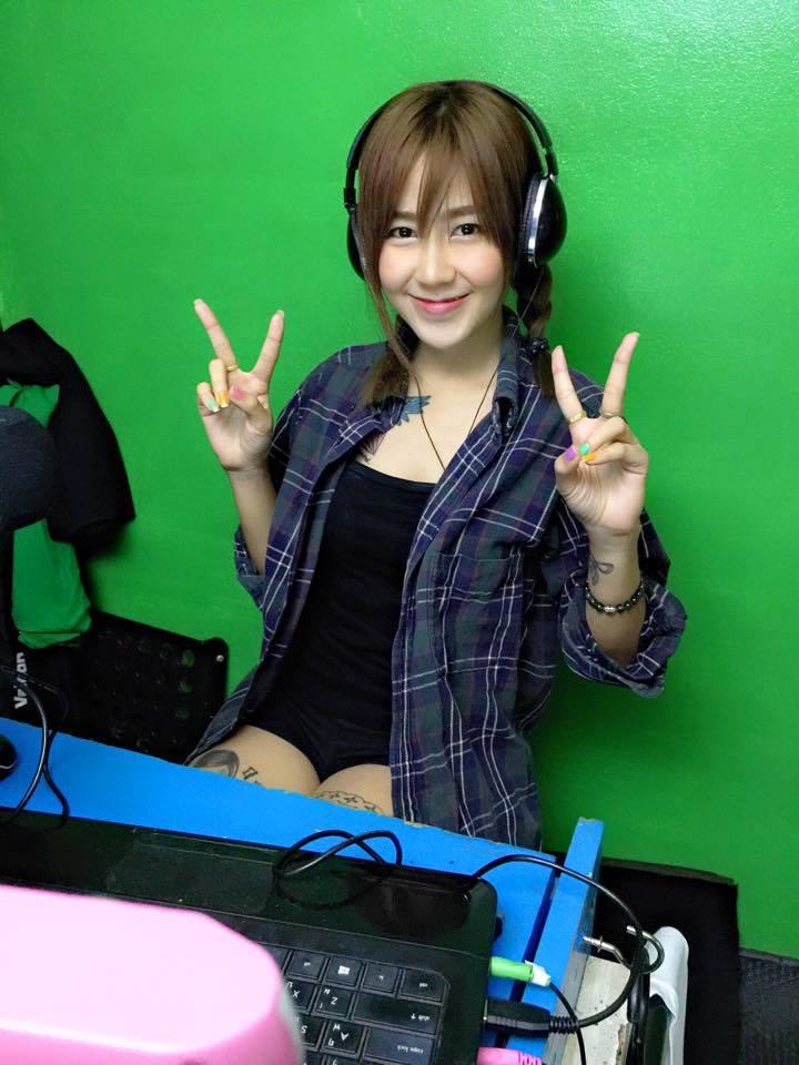 เลย์ รอยสัก