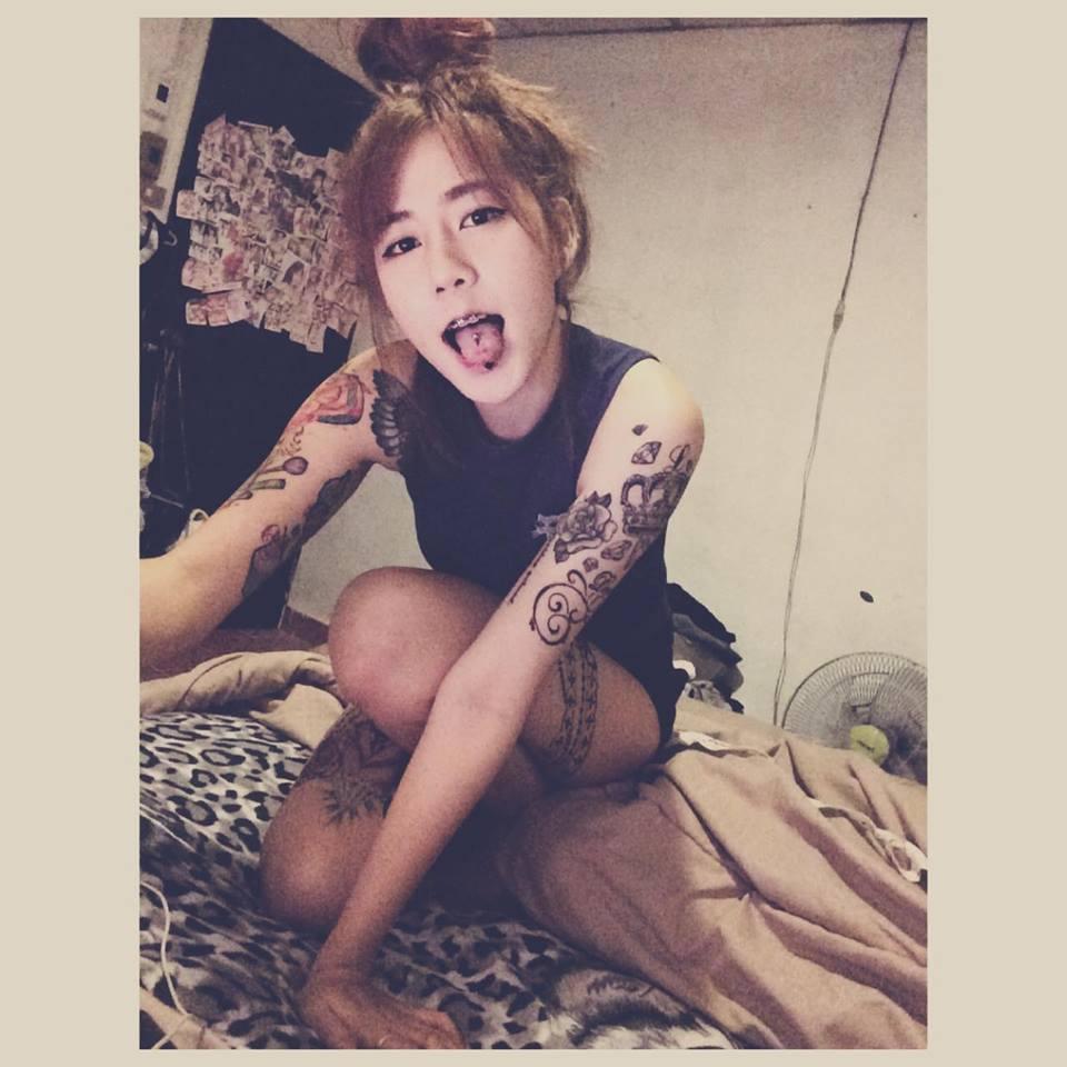 เลย์ รอยสัก