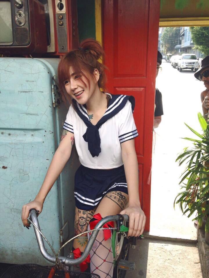 เลย์ รอยสัก