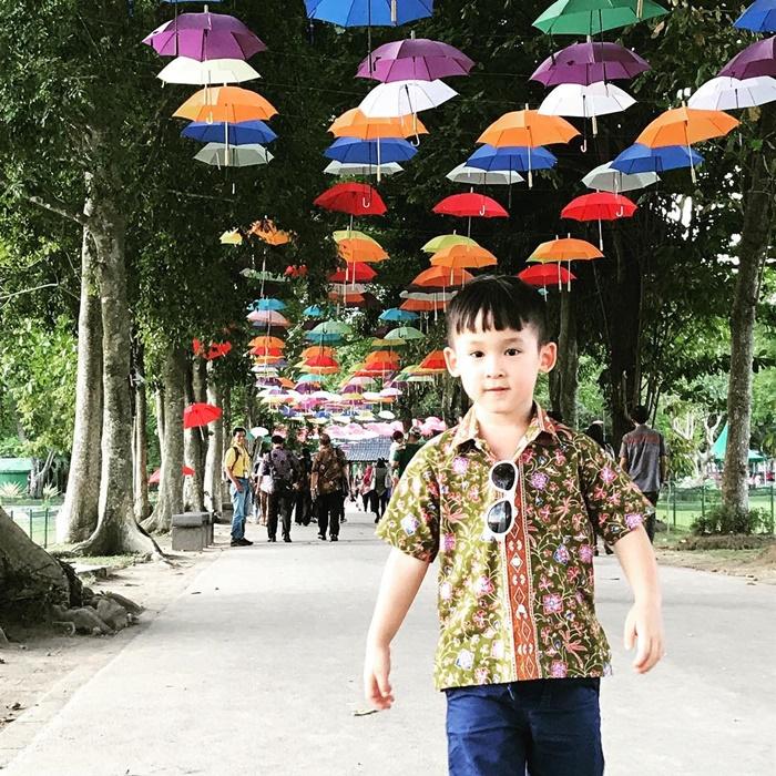 ลูกชาย บัวชมพู ฟอร์ด