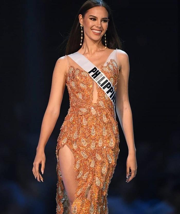 แคทรีโอน่า เกรย์ (Catriona Gray) Miss Universe 2018