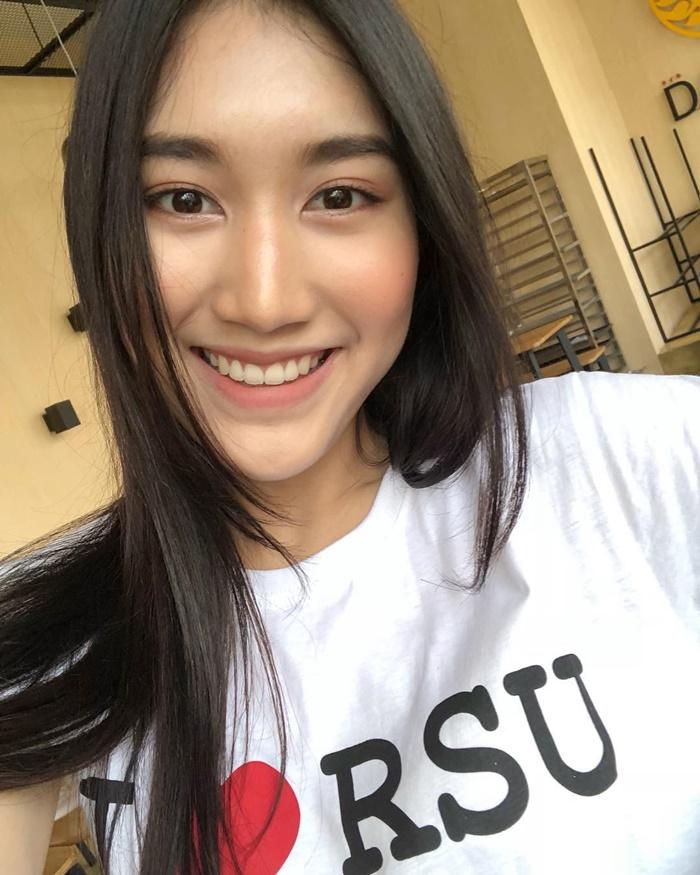 เบสท์ รักษ์วนีย์