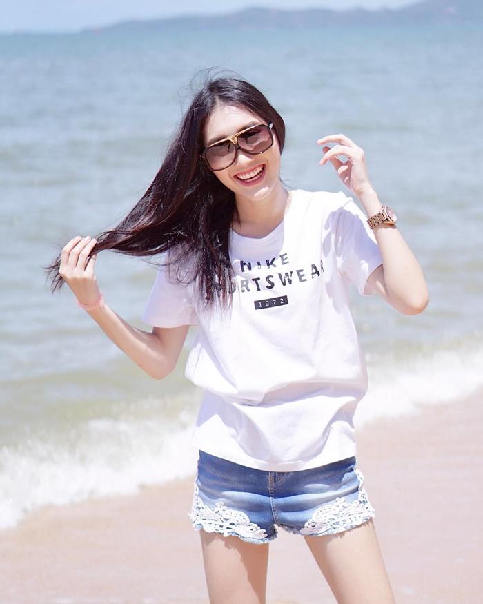 เบสท์ รักษ์วนีย์