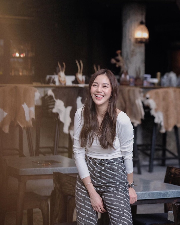 เม นิศาชล