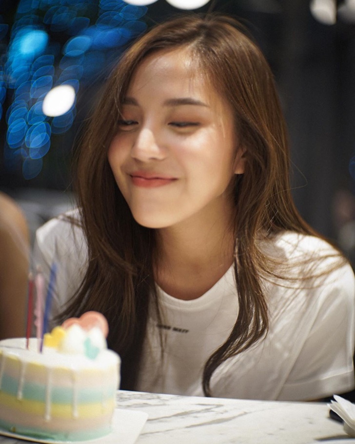 เม นิศาชล