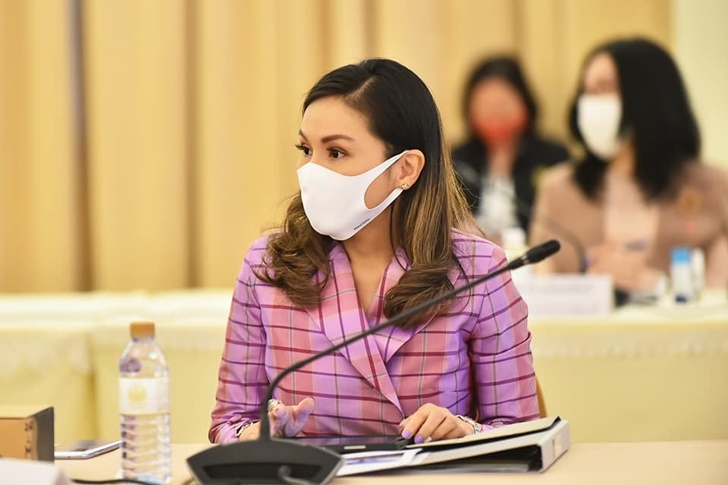 นฤมล ภิญโญสินวัฒน์