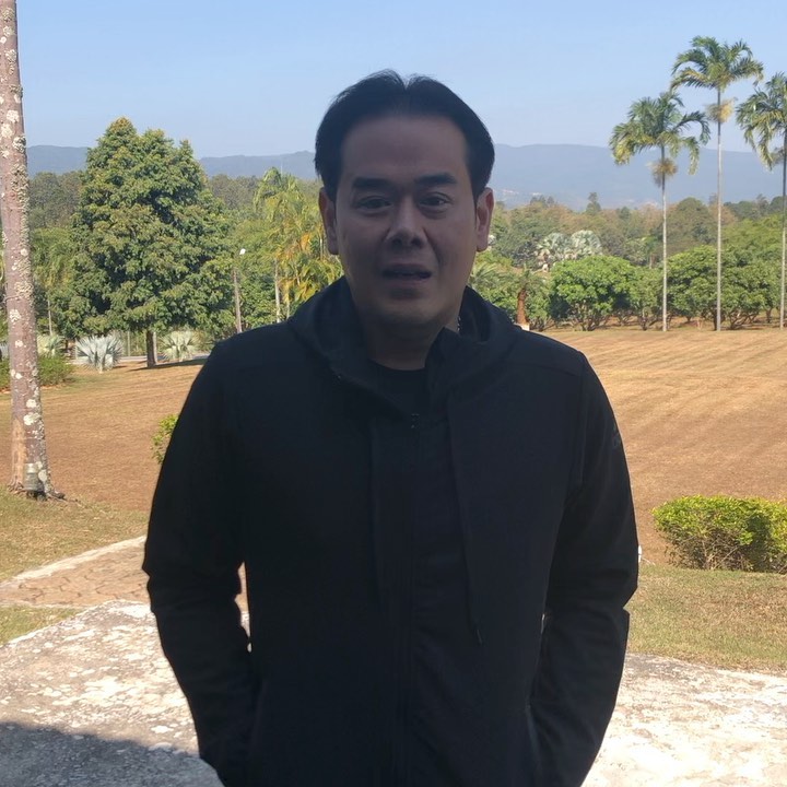 เป๊ก สัณชัย