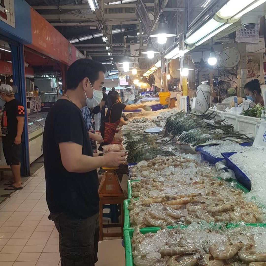 เป๊ก สัณชัย