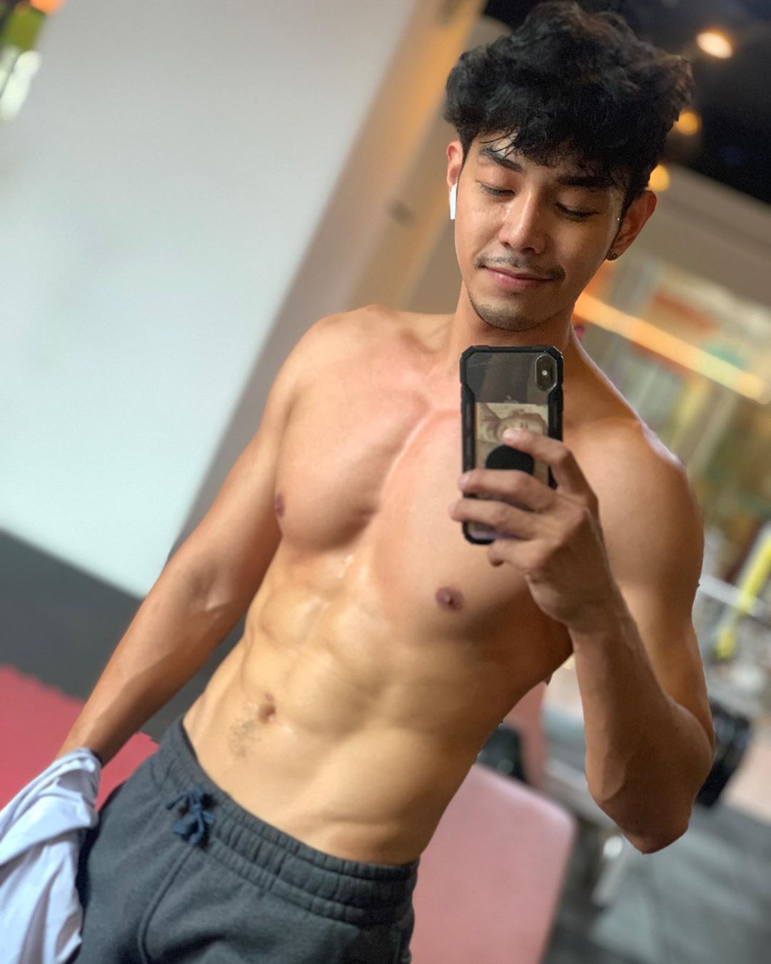 อาร์ต พศุตม์