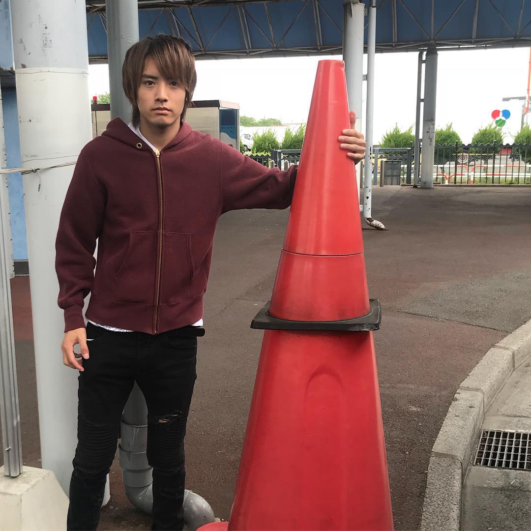 เออิจิ อาคะโซ