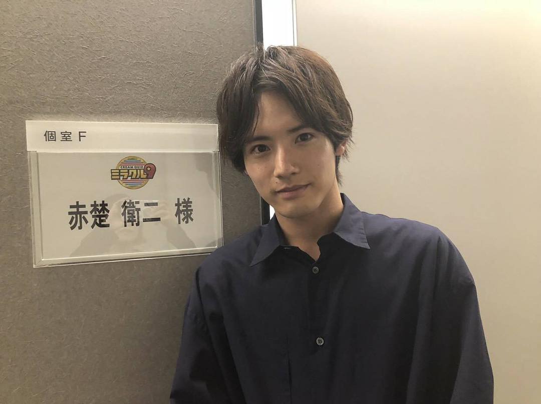 เออิจิ อาคะโซ