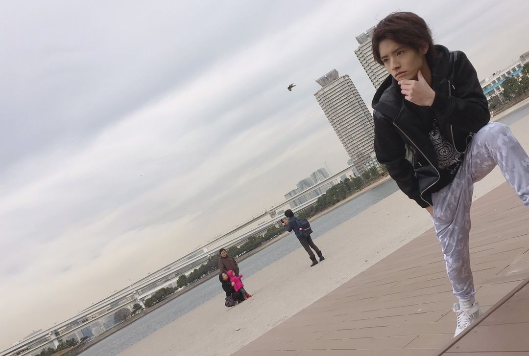 เออิจิ อาคะโซ