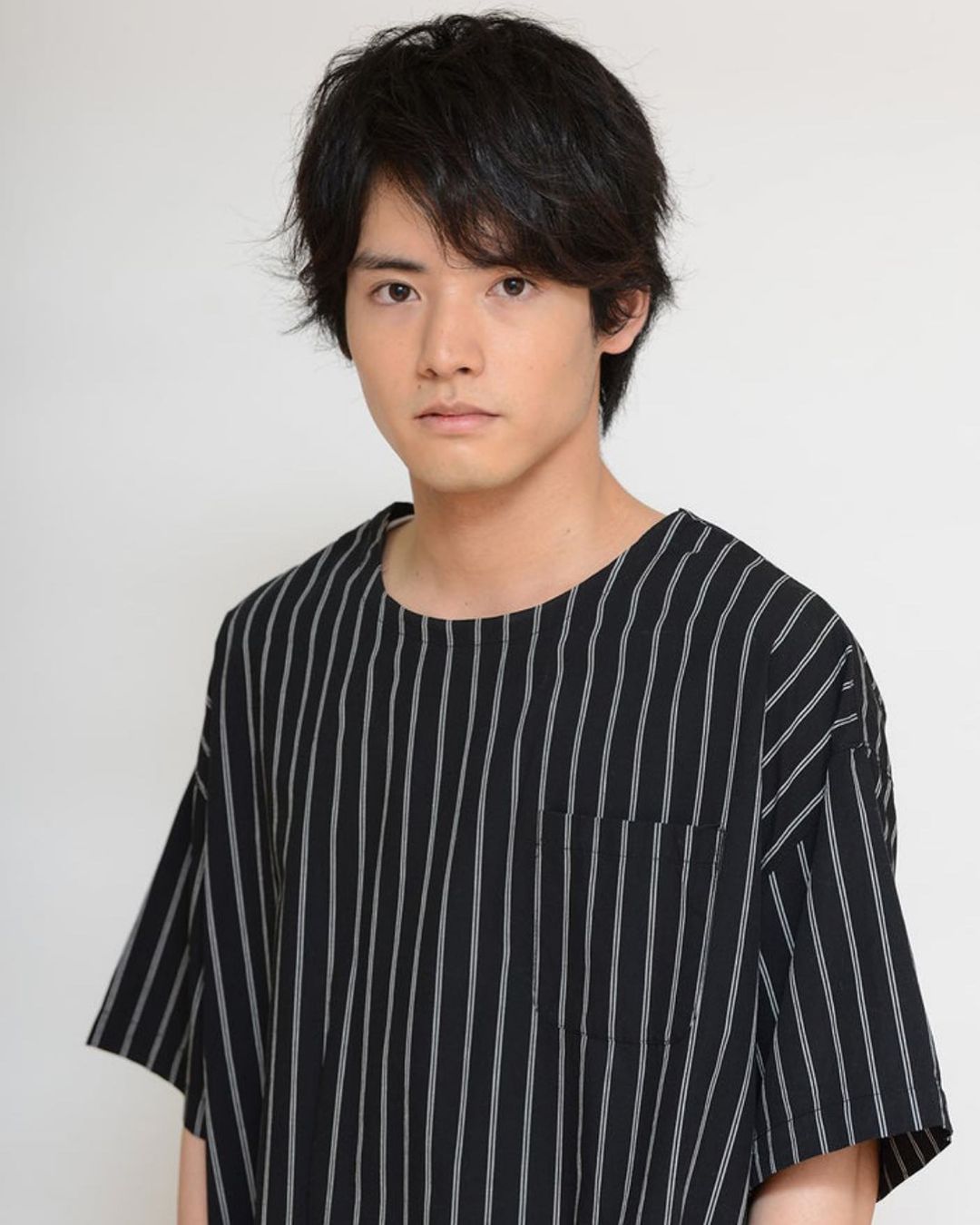 เออิจิ อาคะโซ