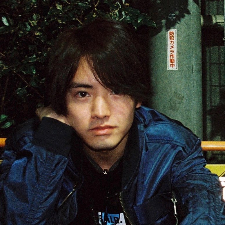 เออิจิ อาคะโซ