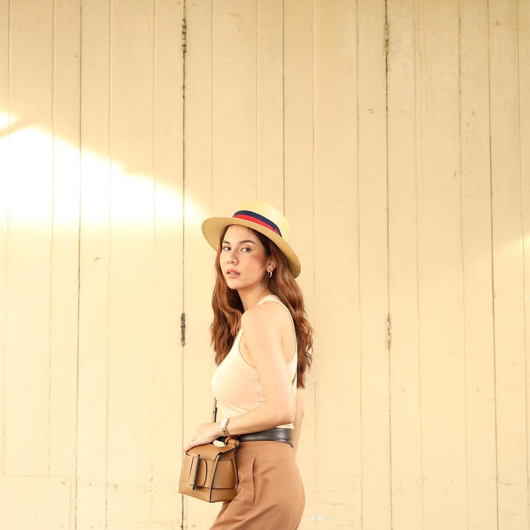 หมิว สิริลภัส