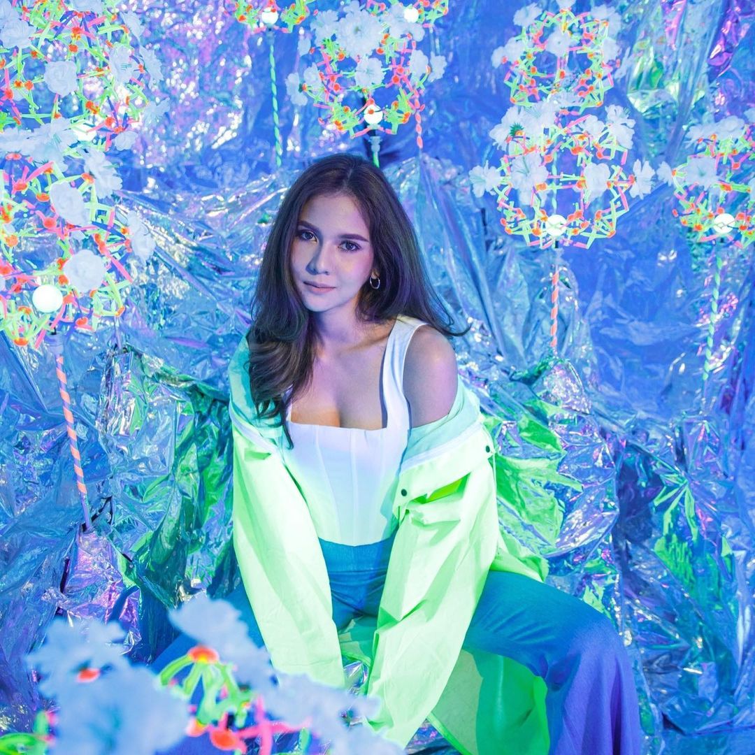 หมิว สิริลภัส