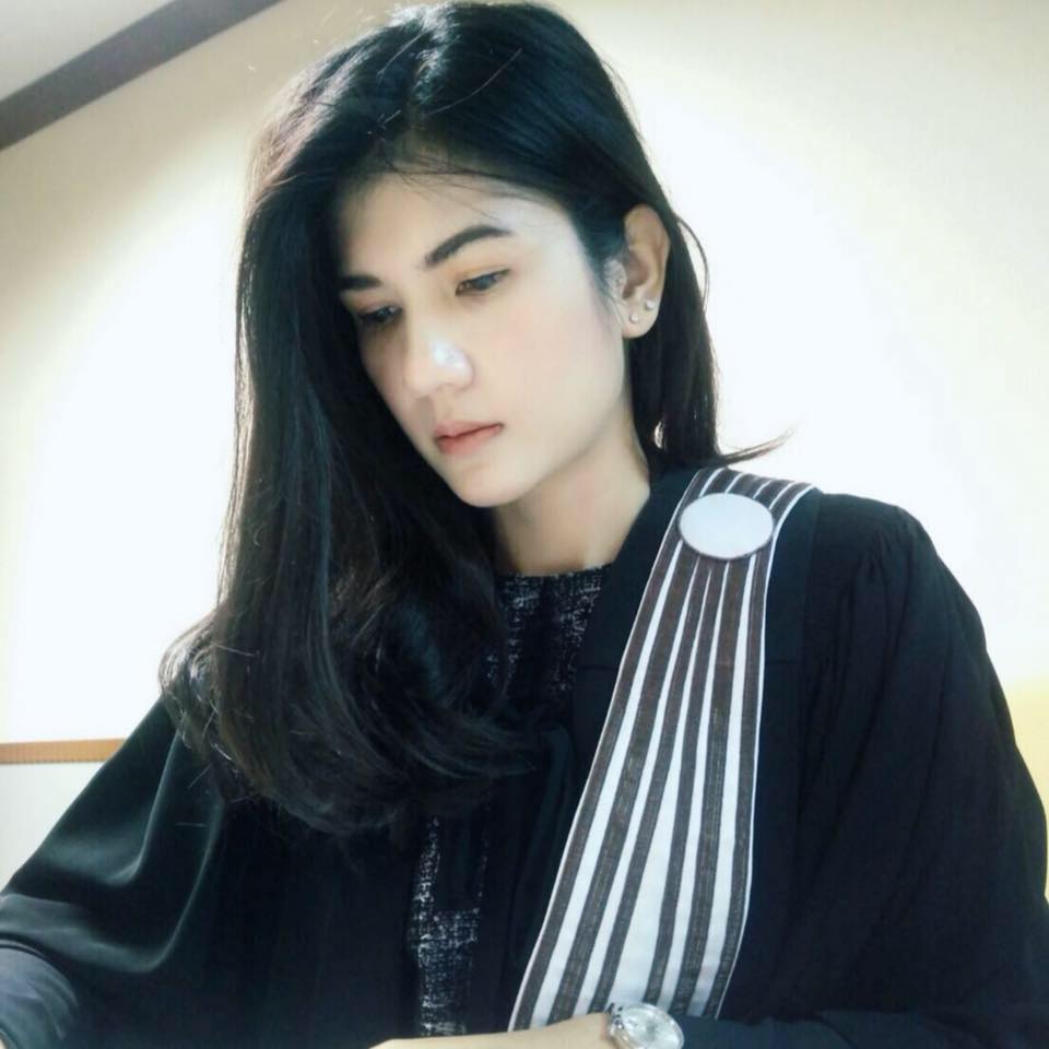 ทนายนิด้า