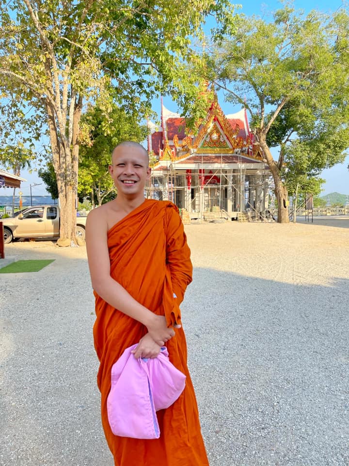 หลวงพี่กาโตะ