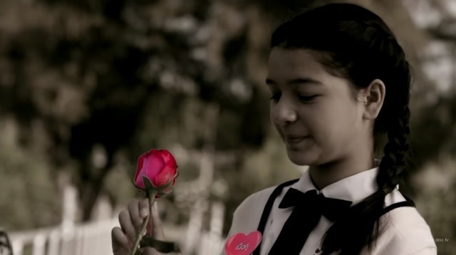 วีวี่ ลูกสาว ต้อม รชนีกร