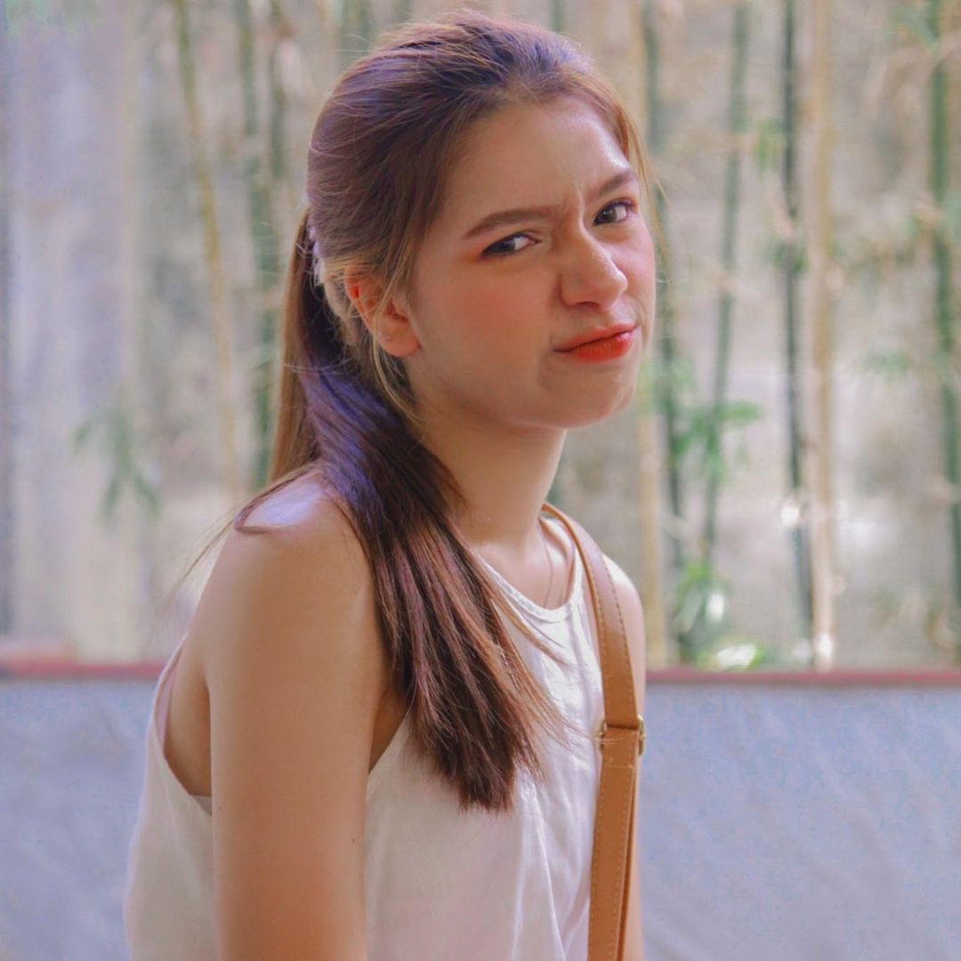 วีวี่ ลูกสาว ต้อม รชนีกร