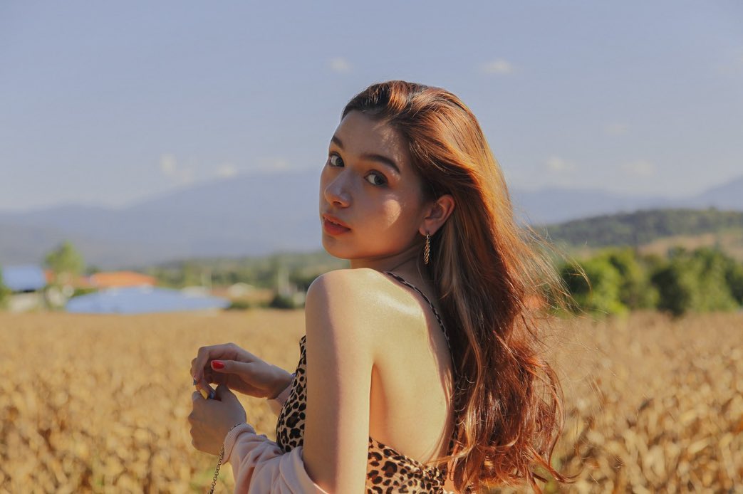 วีวี่ ลูกสาว ต้อม รชนีกร