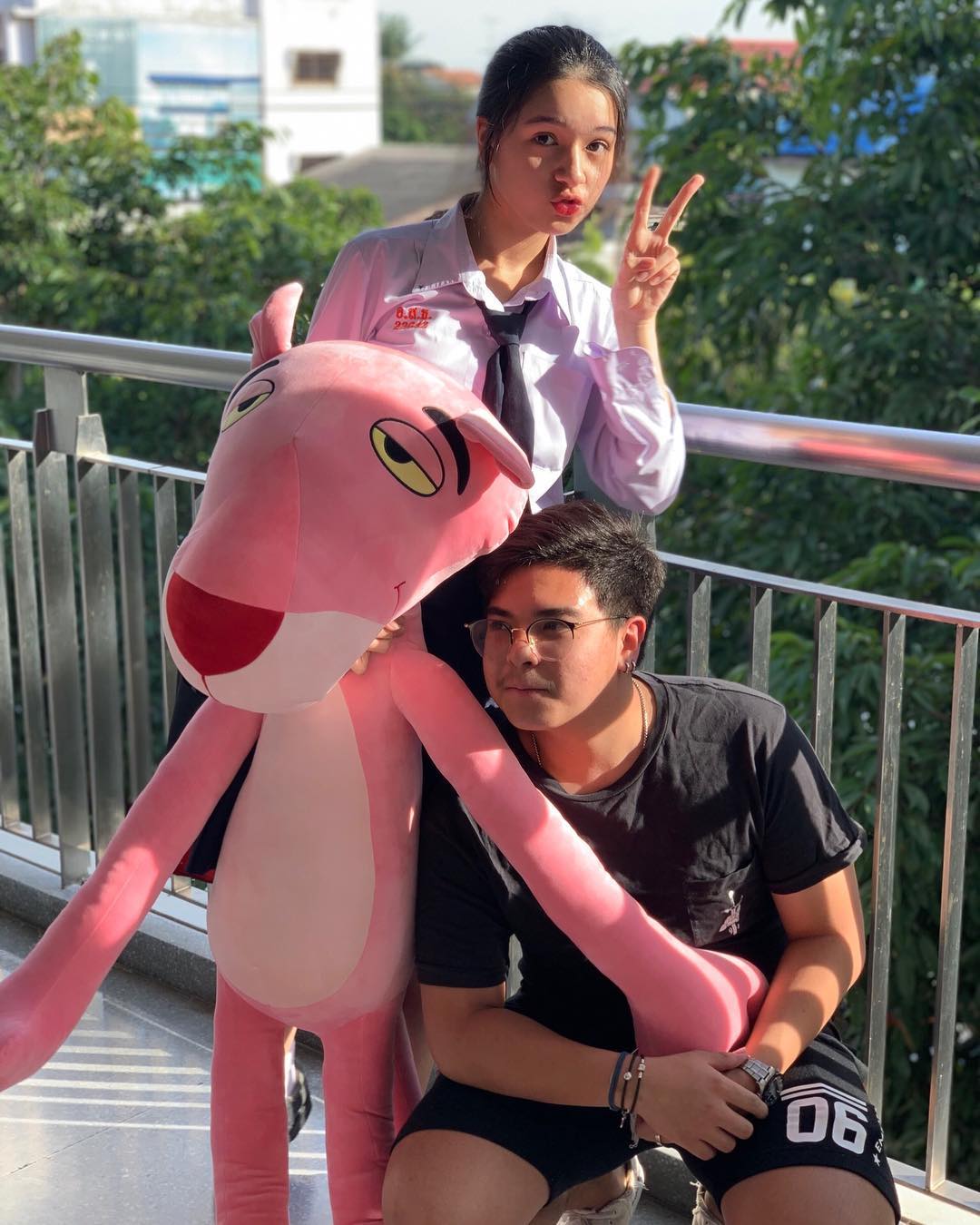 วีวี่ ลูกสาว ต้อม รชนีกร