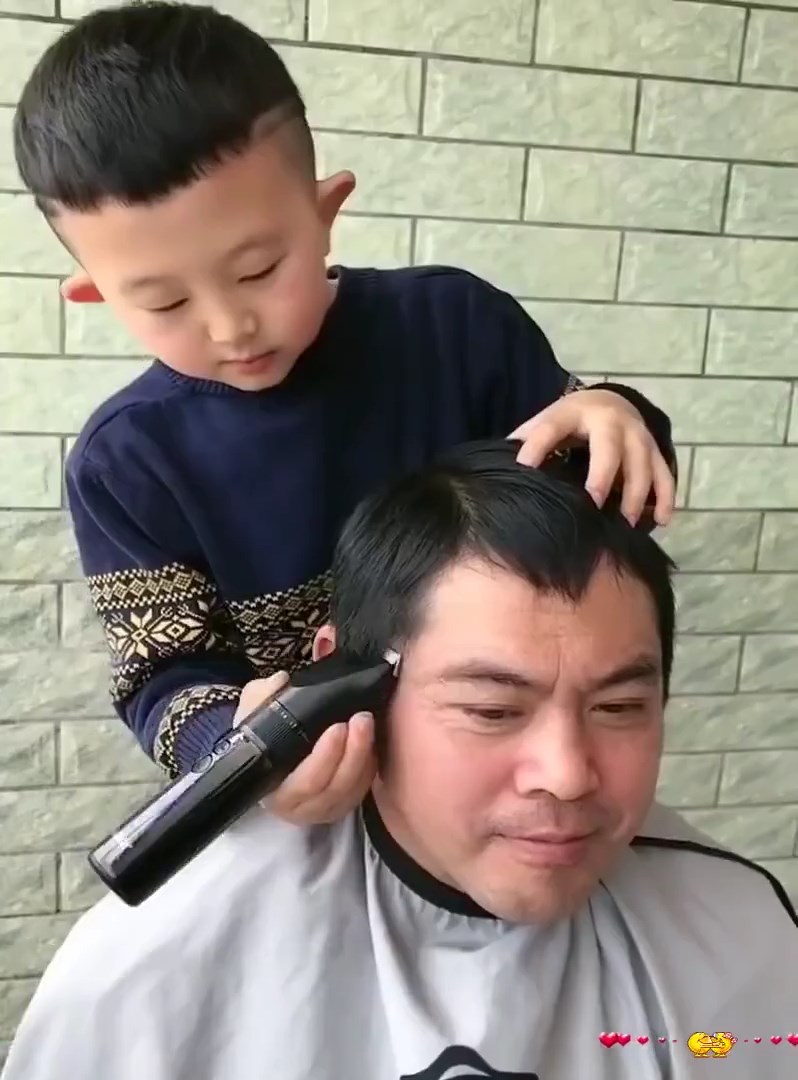 ช่างทำผมฟันน้ำนม