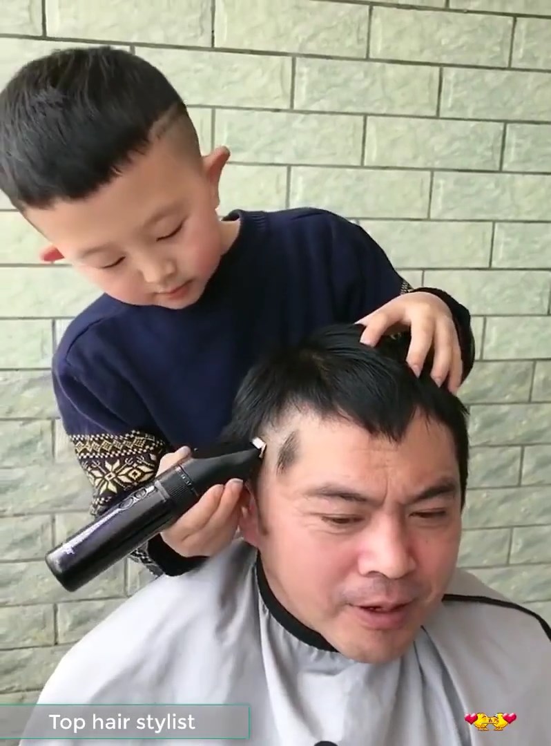 ช่างทำผมฟันน้ำนม