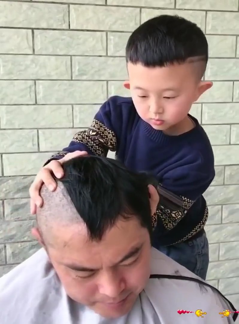 ช่างทำผมฟันน้ำนม