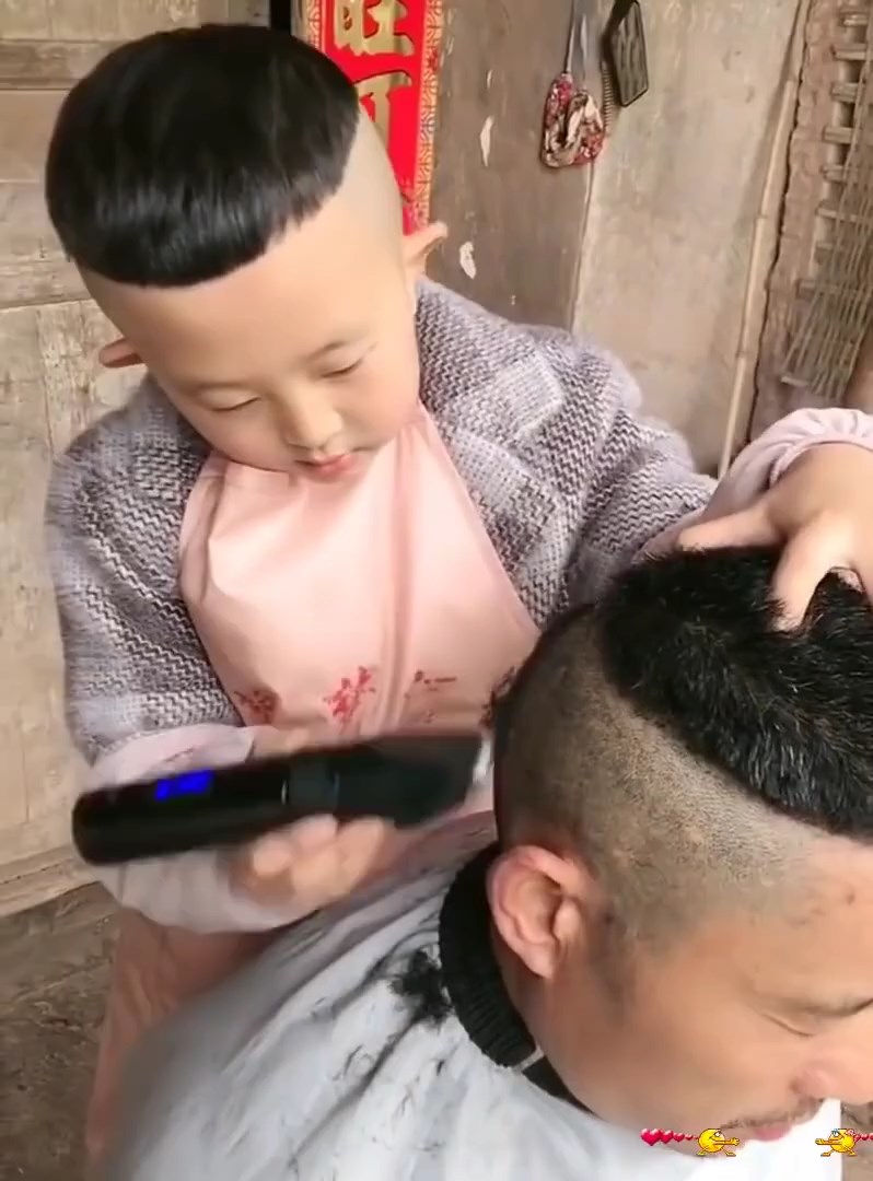 ช่างทำผมฟันน้ำนม