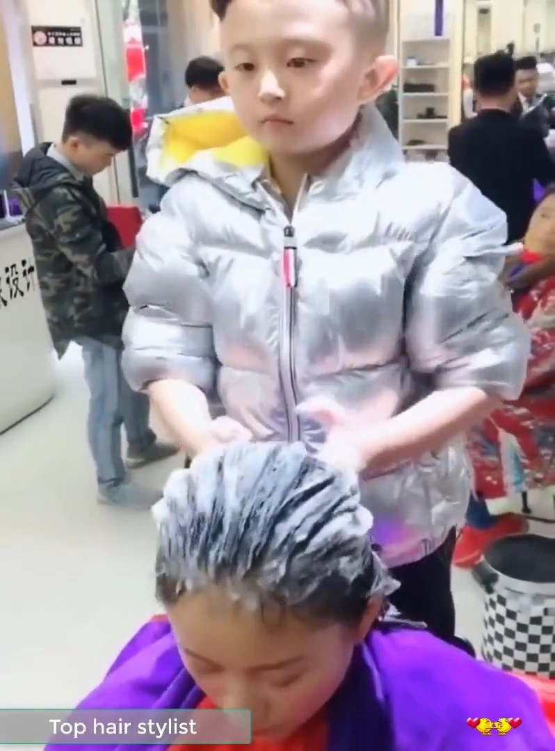 ช่างทำผมฟันน้ำนม