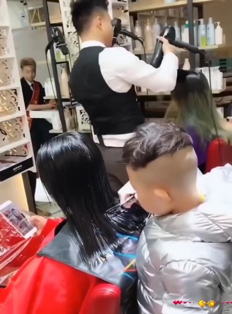 ช่างทำผมฟันน้ำนม