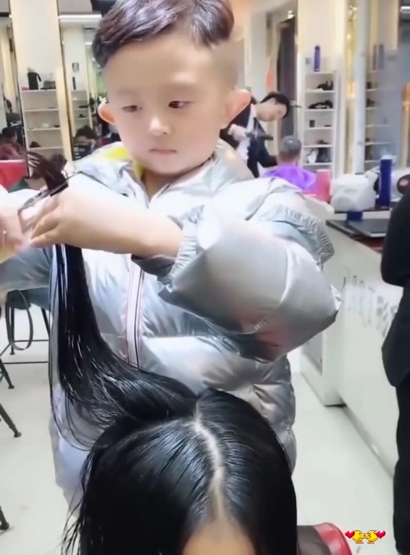 ช่างทำผมฟันน้ำนม