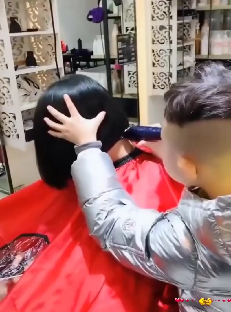 ช่างทำผมฟันน้ำนม