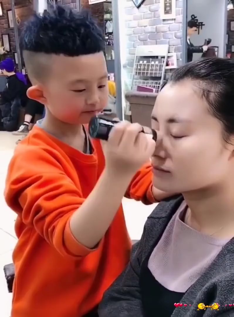 ช่างทำผมฟันน้ำนม